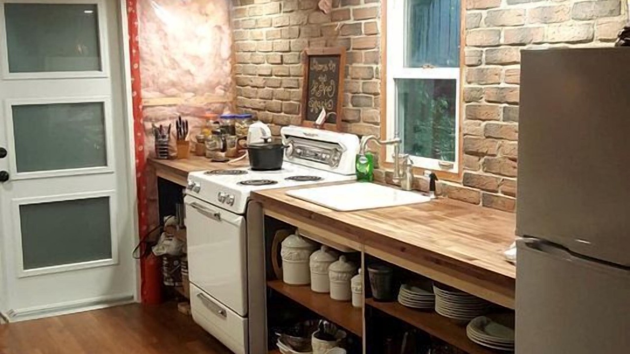 Photo of Kitchen in McKellar