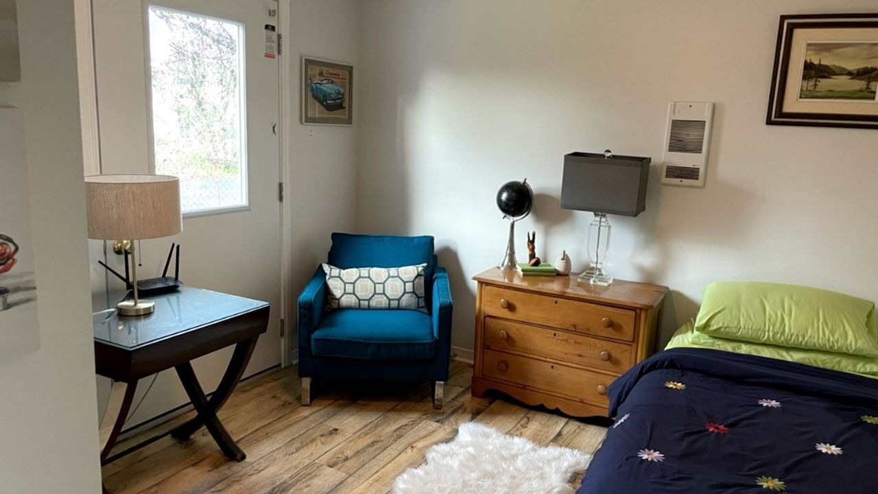 Photo of Bedroom in Gravenhurst