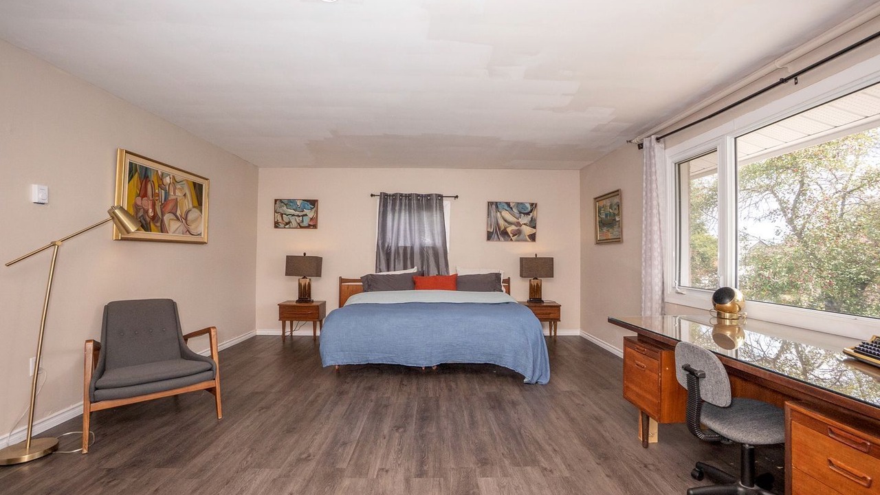 Photo of Bedroom in Gravenhurst