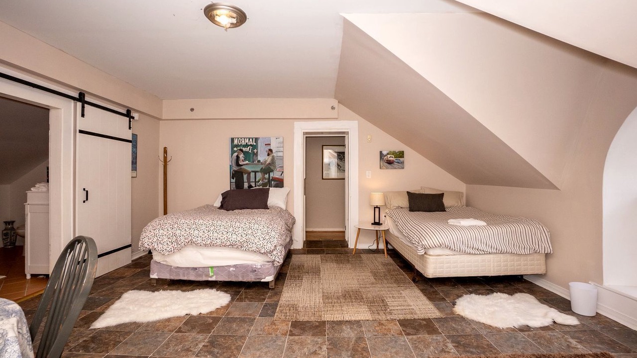 Photo of Bedroom in Gravenhurst