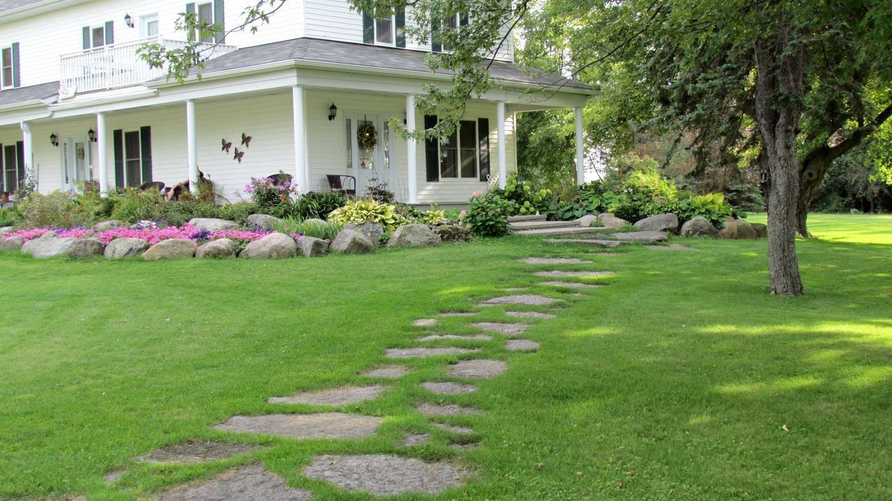 Photo of Outdoor in North Dundas