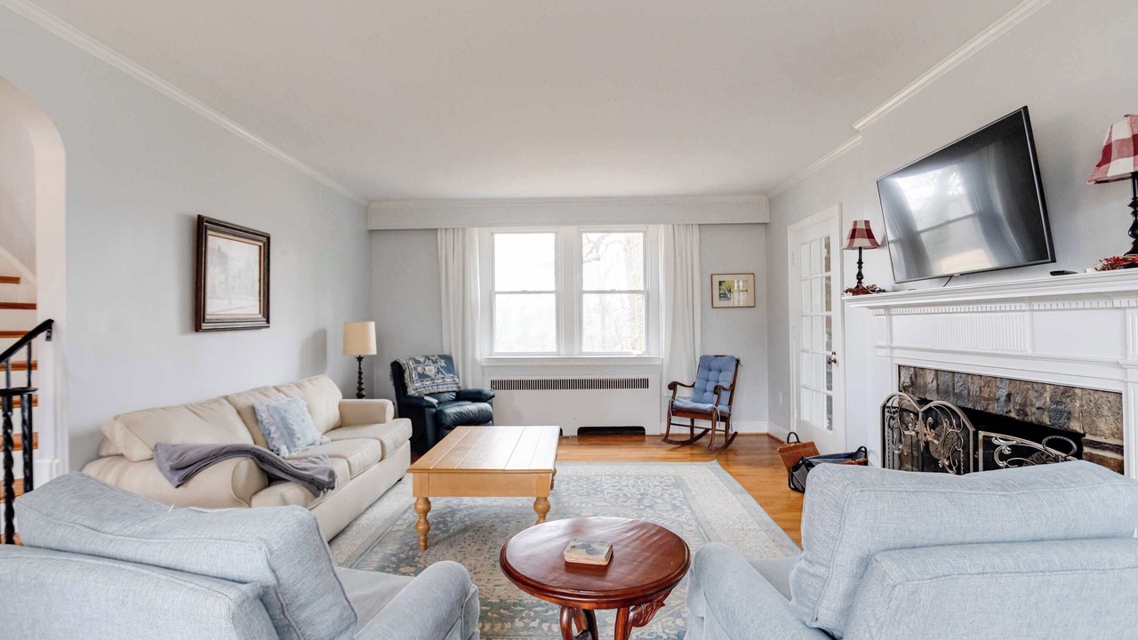 Photo of Livingroom in Randallstown