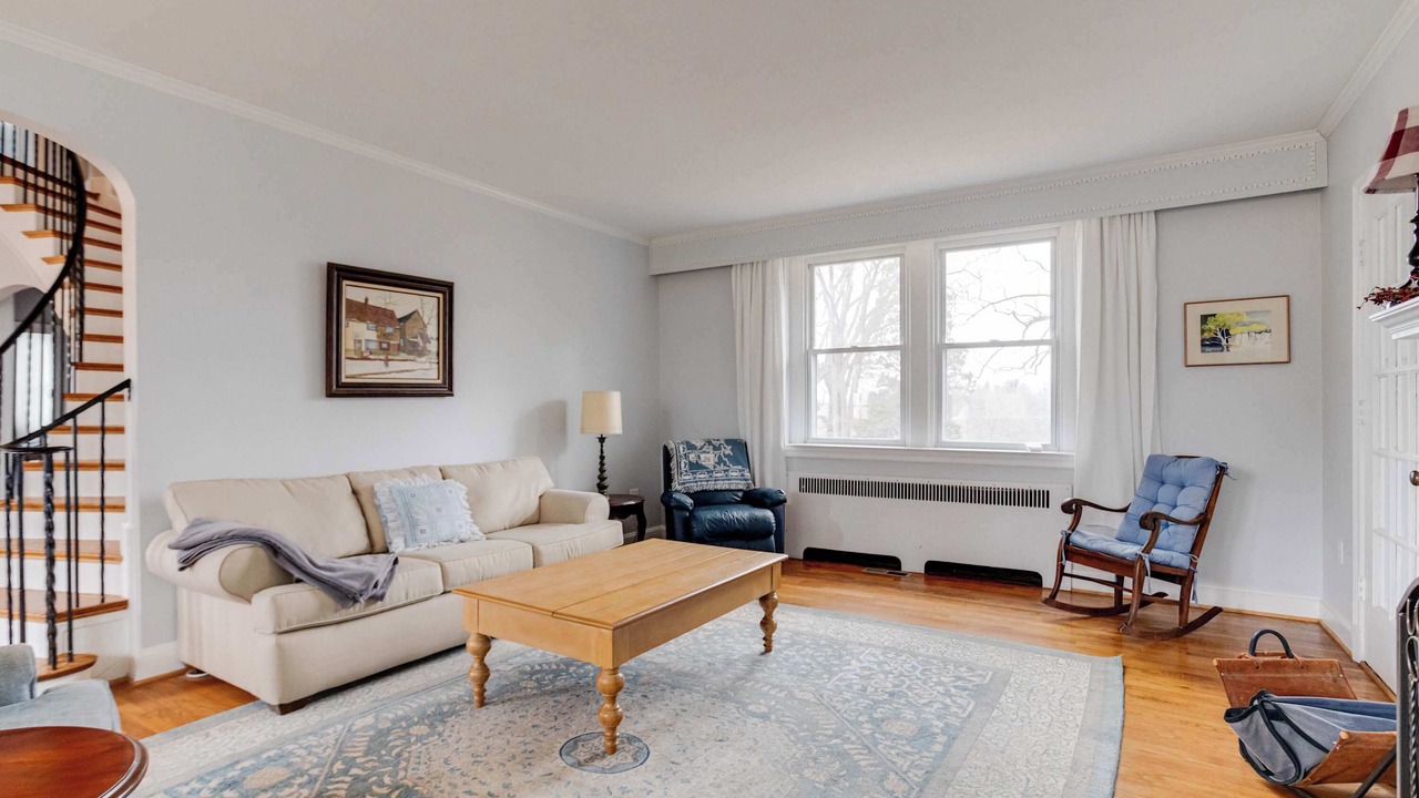 Photo of Livingroom in Randallstown
