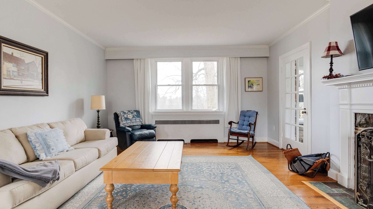Photo of Livingroom in Randallstown