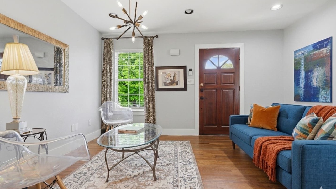 Photo of Livingroom in Brentwood