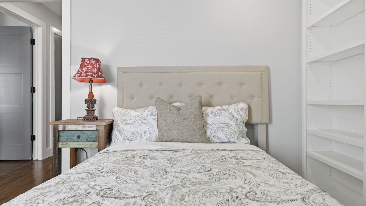 Photo of Bedroom in Brentwood
