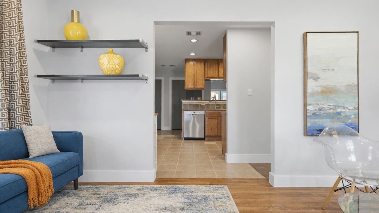 Photo of Livingroom in Brentwood