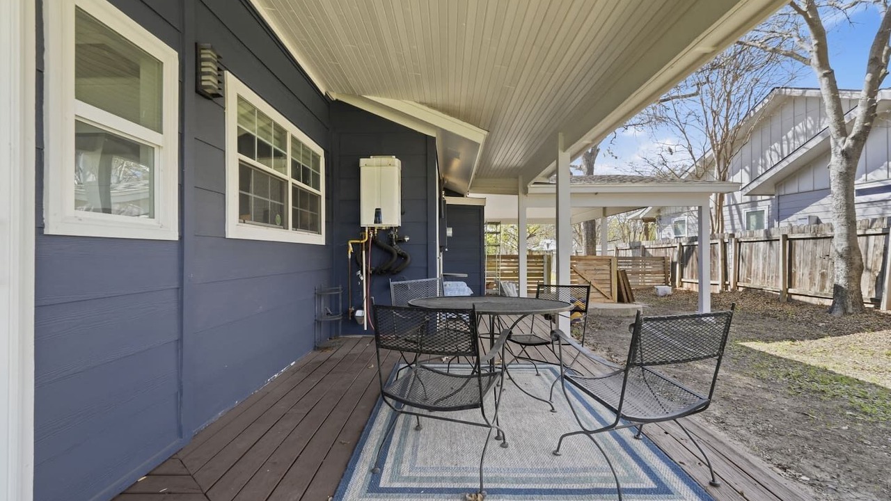 Photo of Outdoor in Brentwood