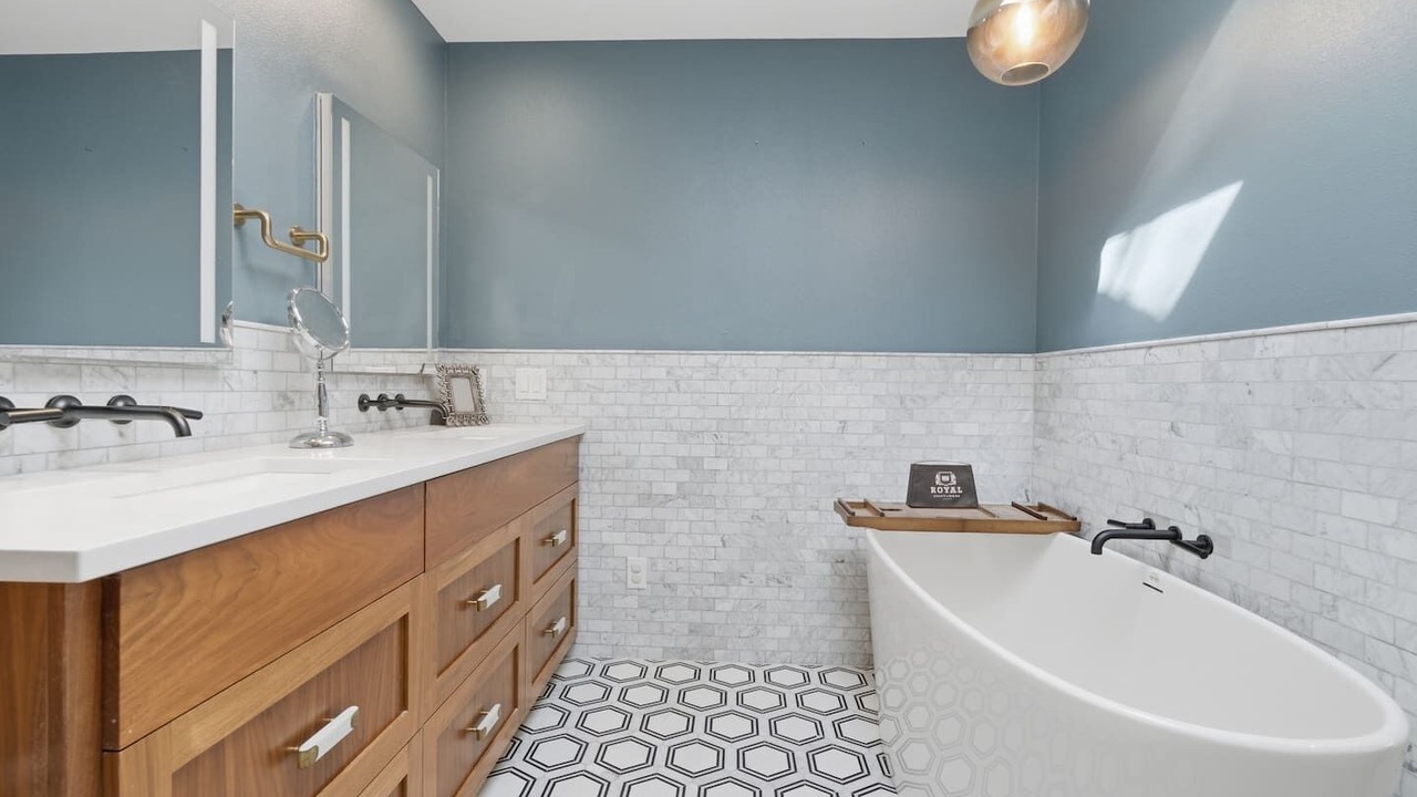 Photo of Bathroom in Brentwood