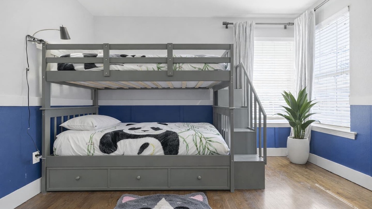 Photo of Bedroom in Brentwood