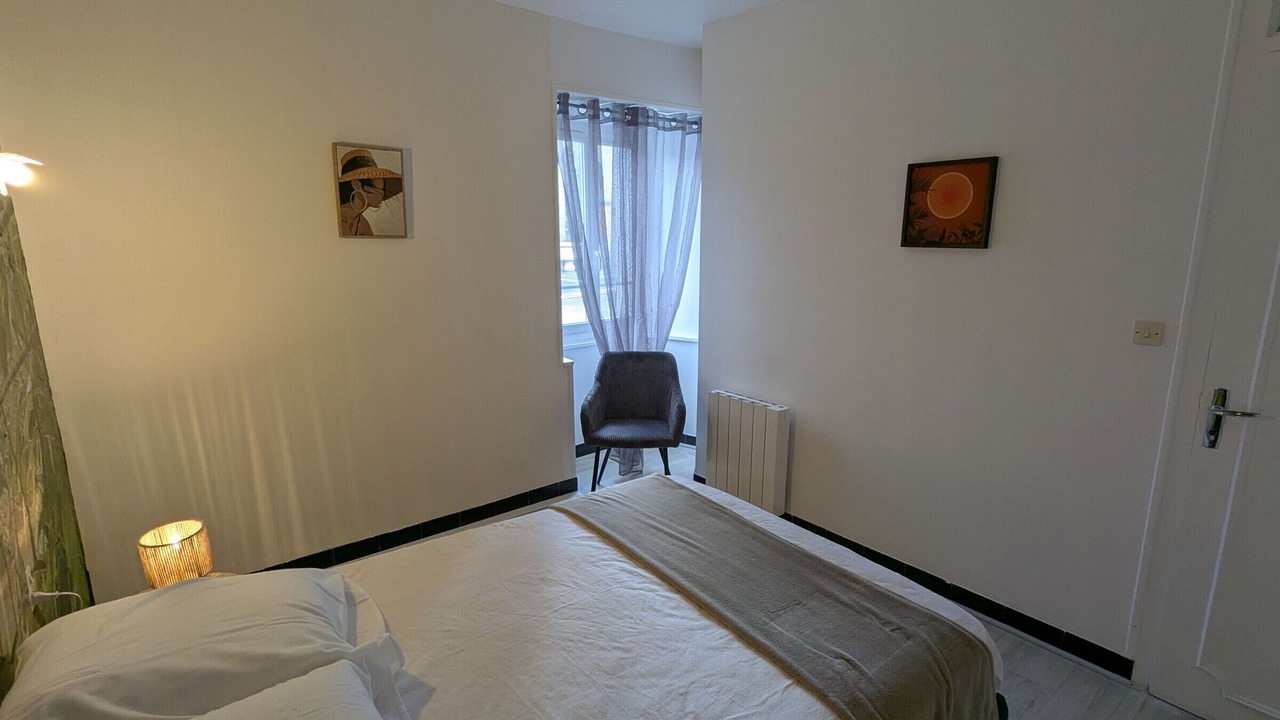 Photo of Bedroom in Courcelles