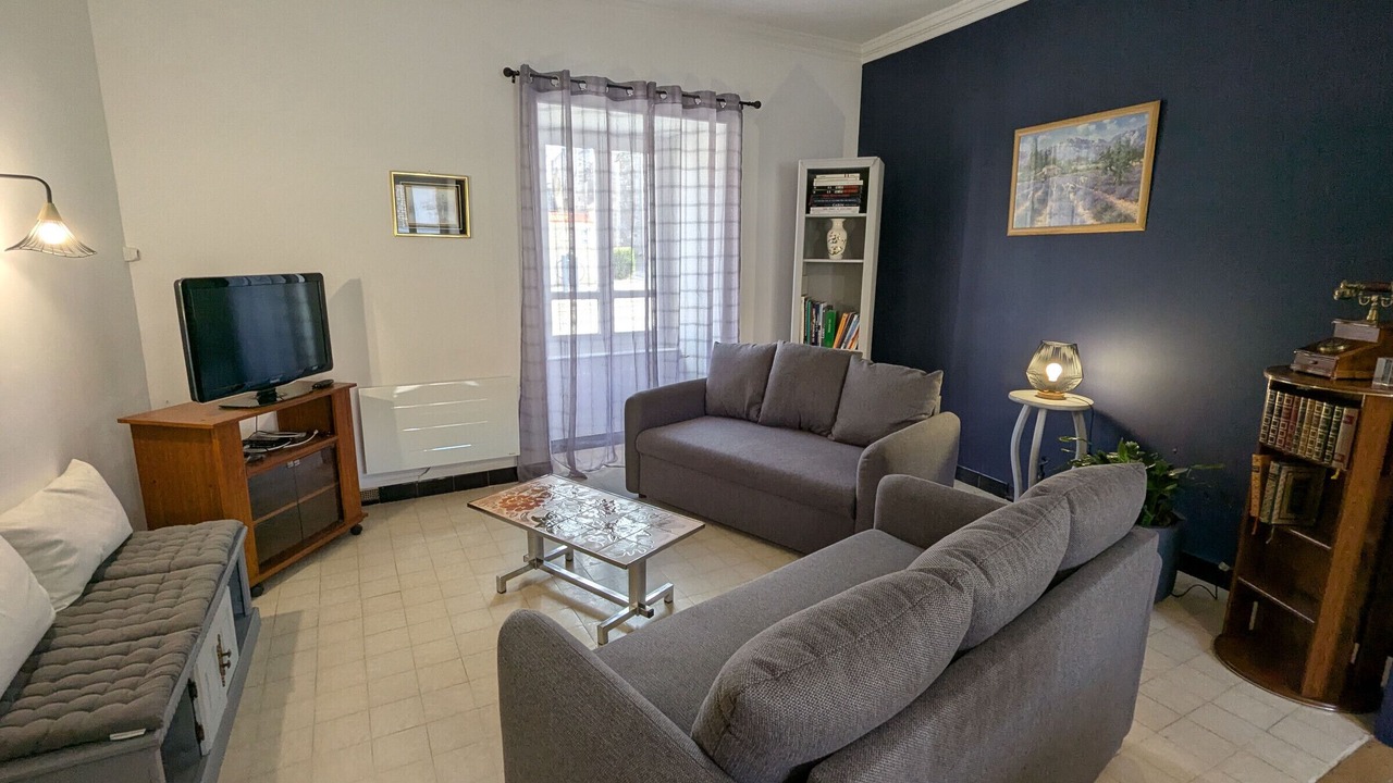 Photo of Livingroom in Courcelles