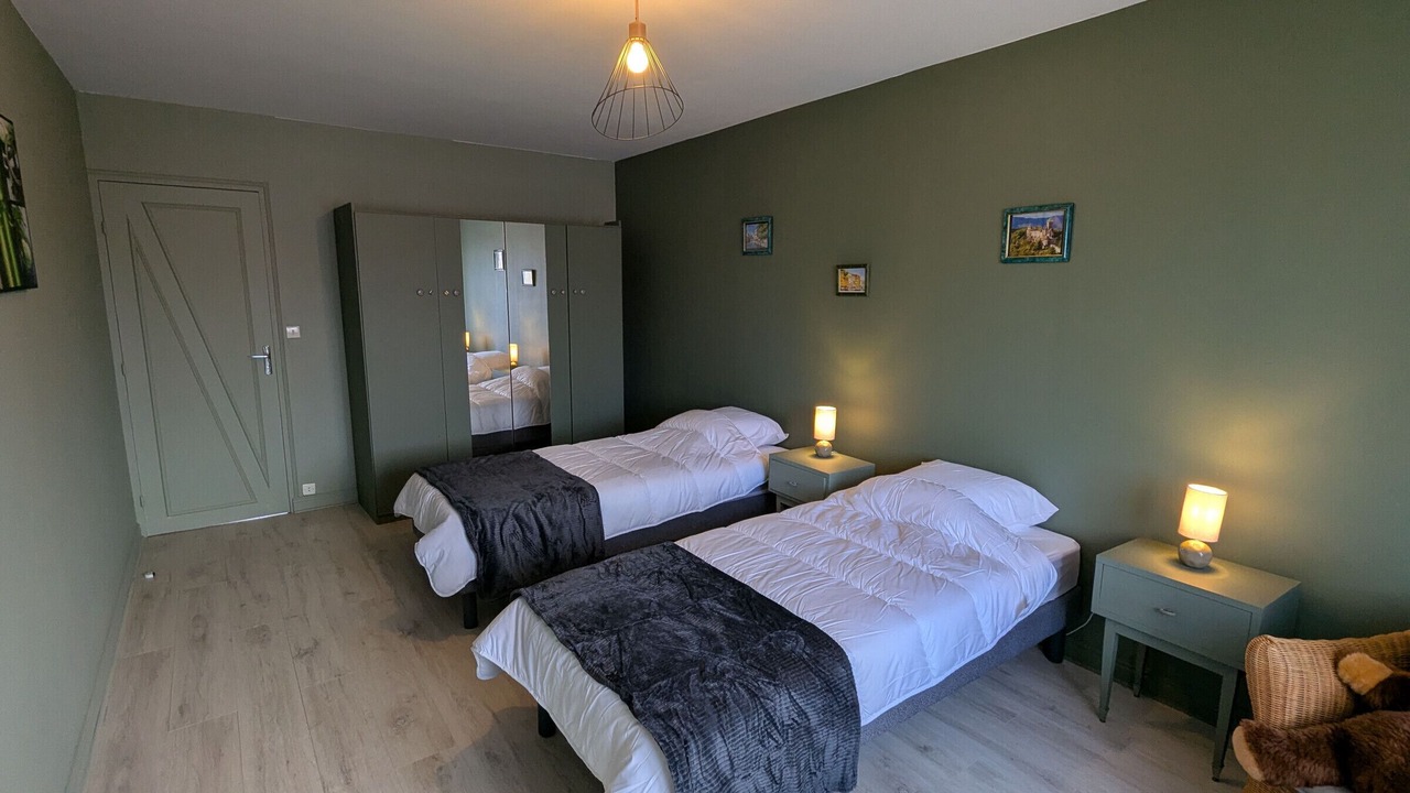 Photo of Bedroom in Courcelles