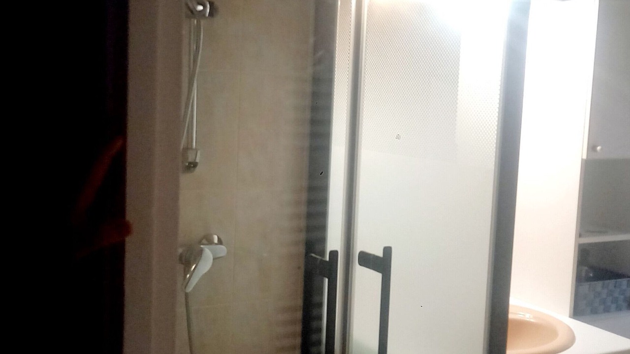 Photo of Bathroom in Courcelles