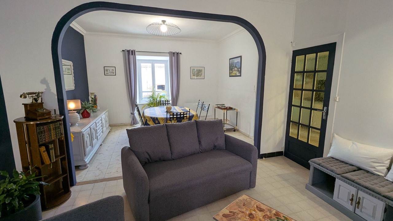 Photo of Livingroom in Courcelles