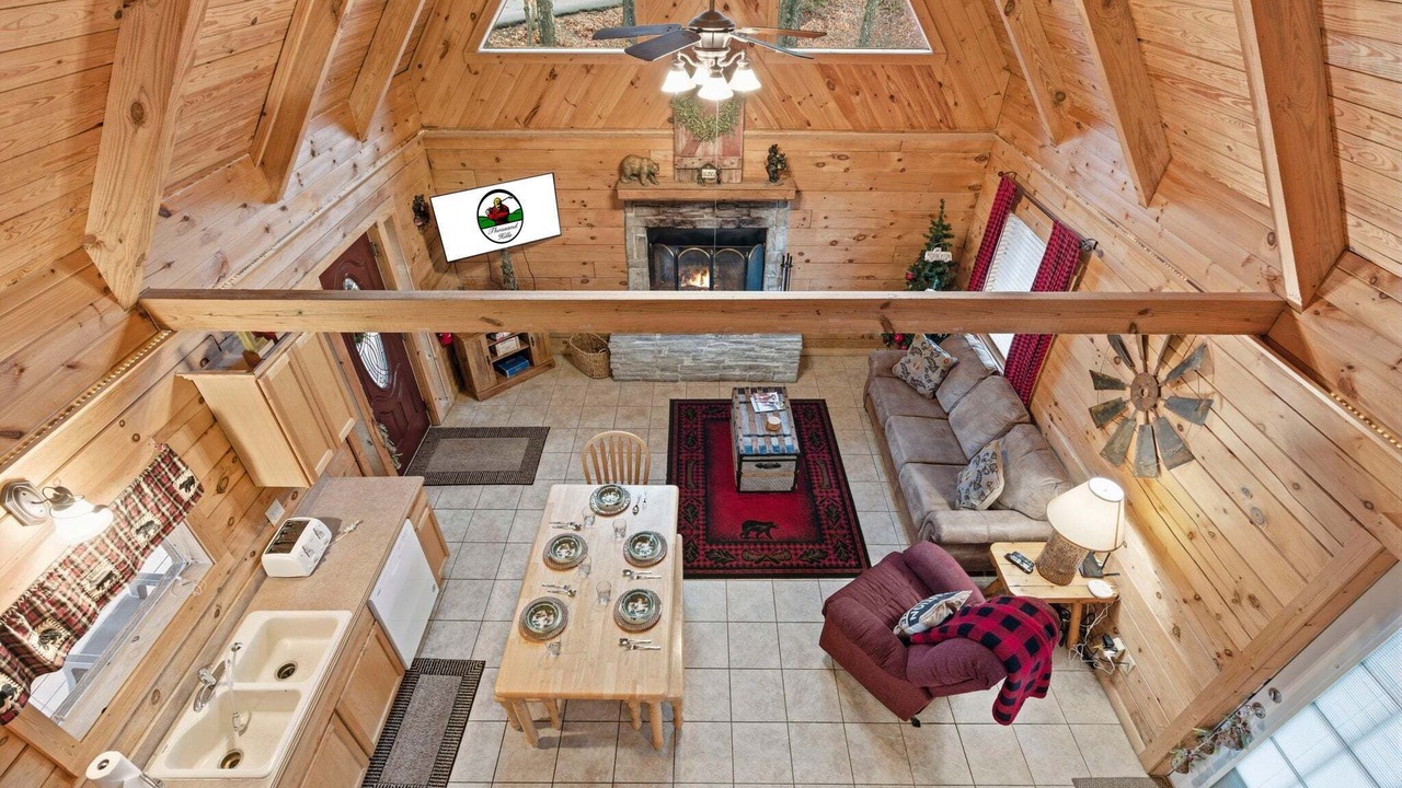 Photo of Livingroom in Branson Cedars