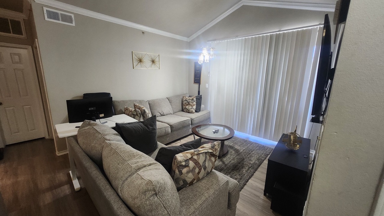 Photo of Livingroom in South Arlington