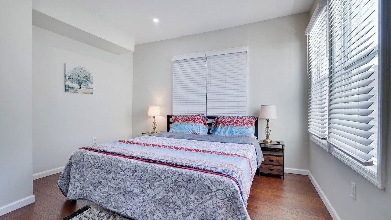 Photo of Bedroom in Weequahic