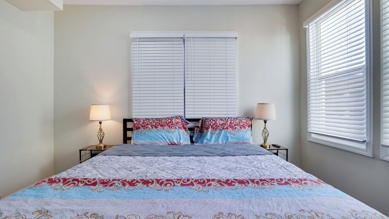 Photo of Bedroom in Weequahic
