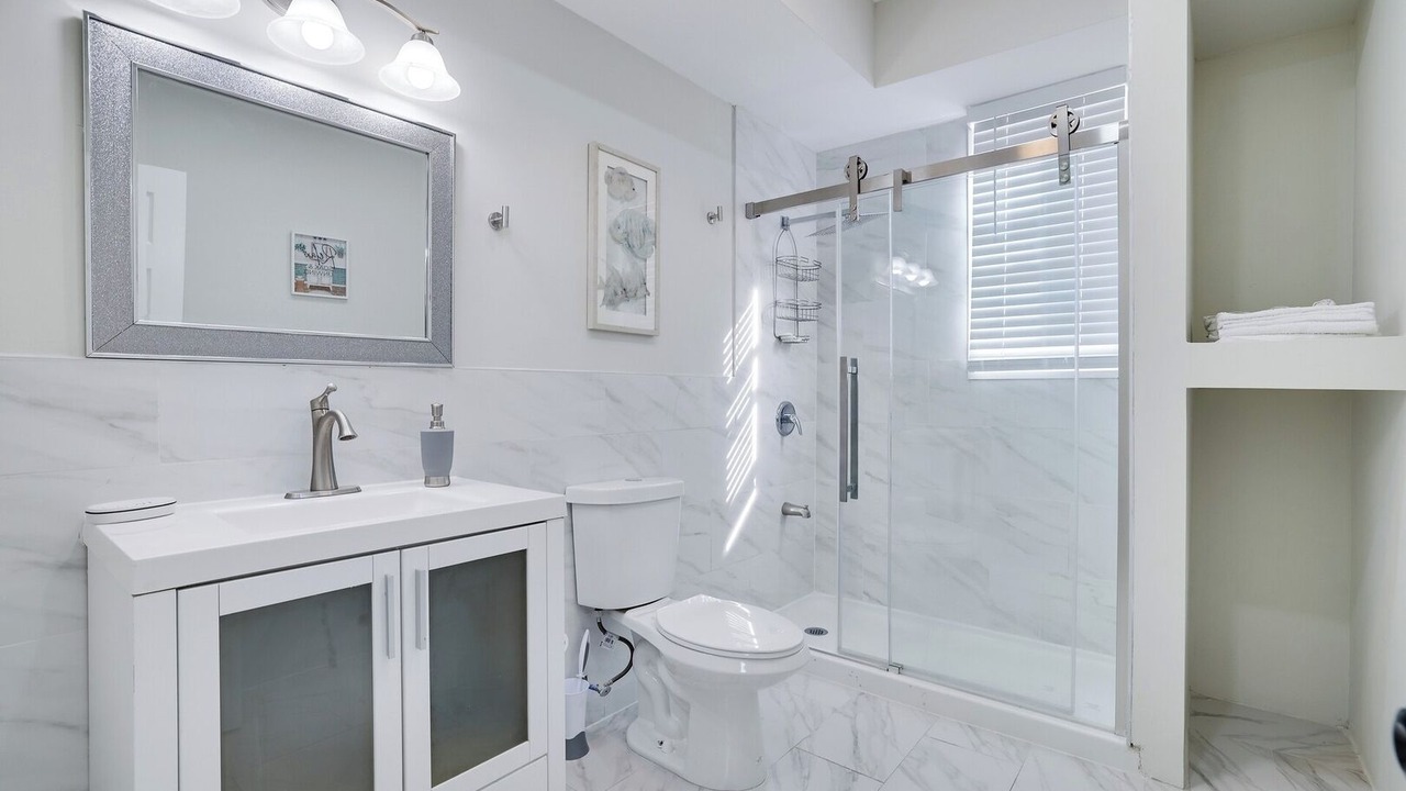 Photo of Bathroom in Weequahic