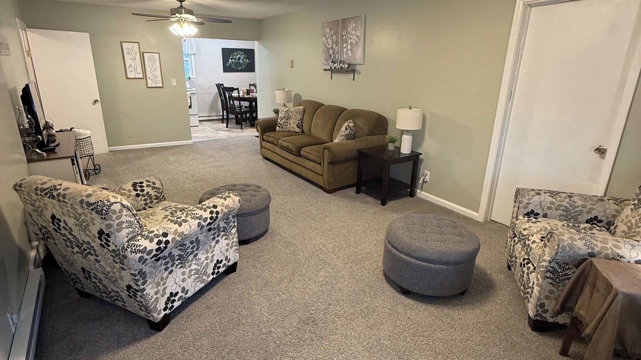 Photo of Livingroom in Gibbon