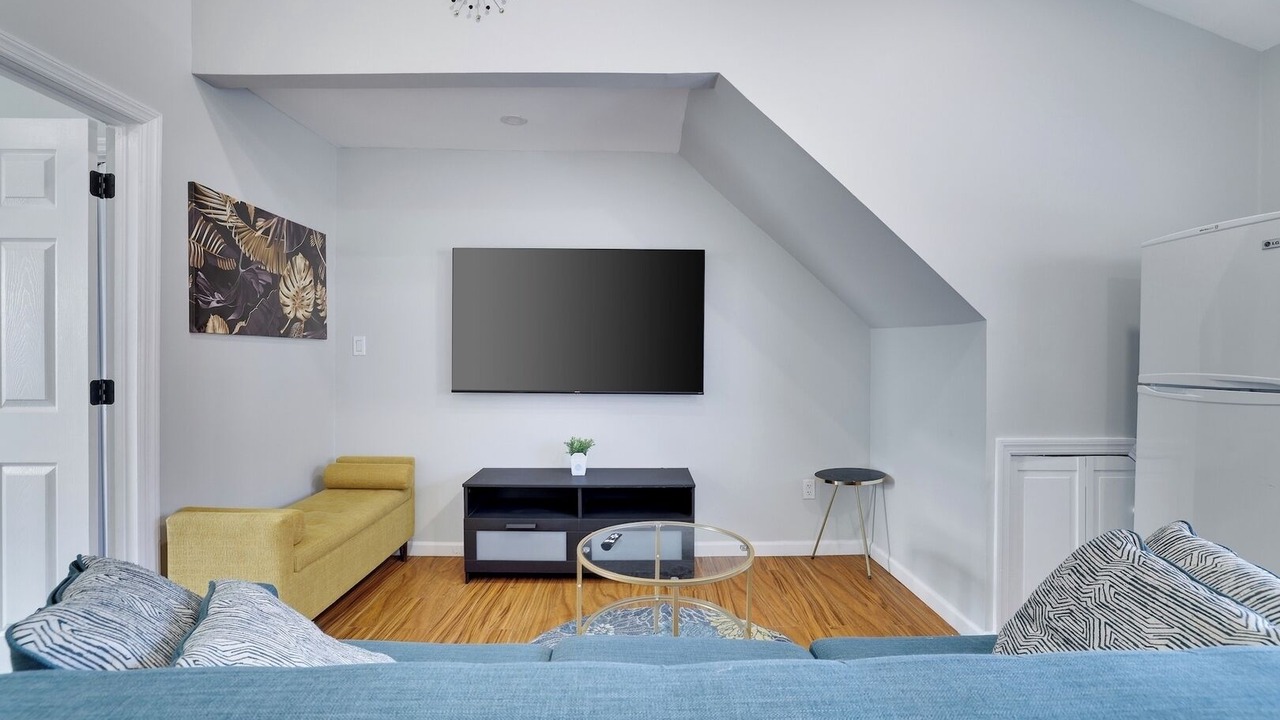 Photo of Livingroom in Weequahic