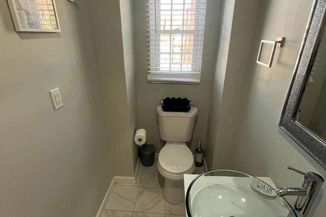 Photo of Bathroom in Weequahic