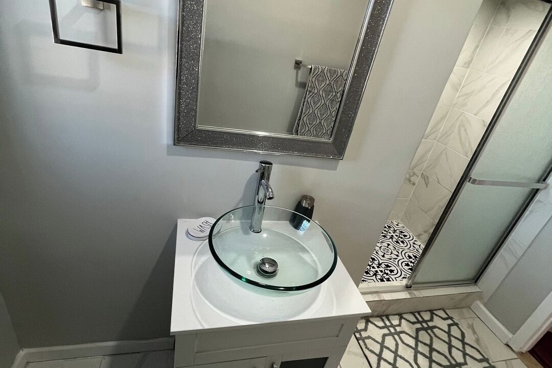 Photo of Bathroom in Weequahic