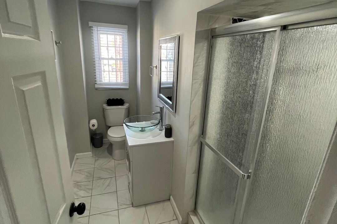 Photo of Bathroom in Weequahic