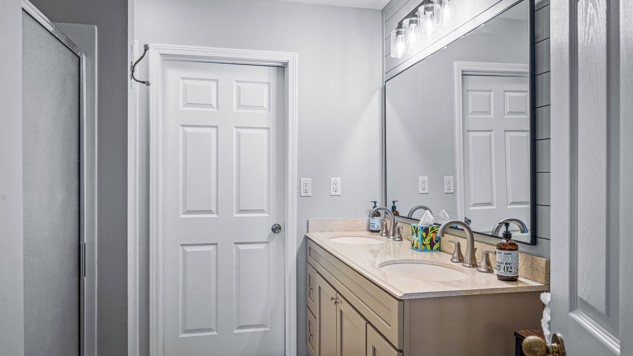 Photo of Bathroom in Valley Head