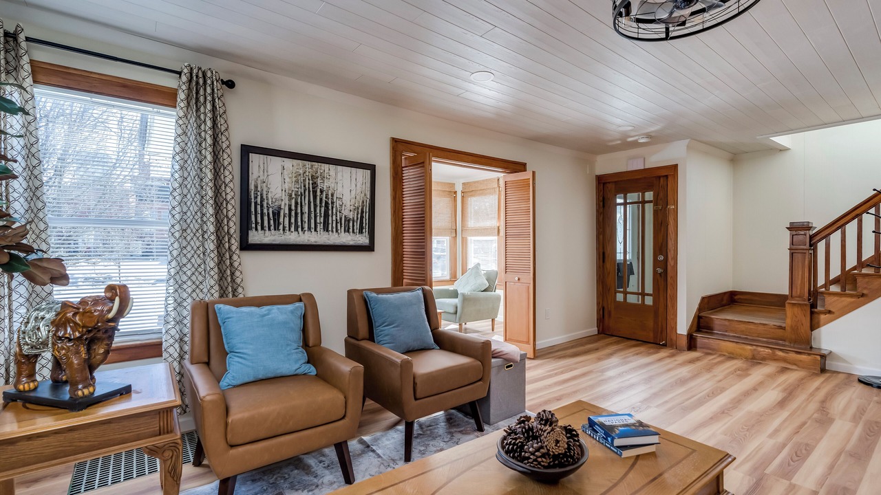 Photo of Livingroom in Watertown