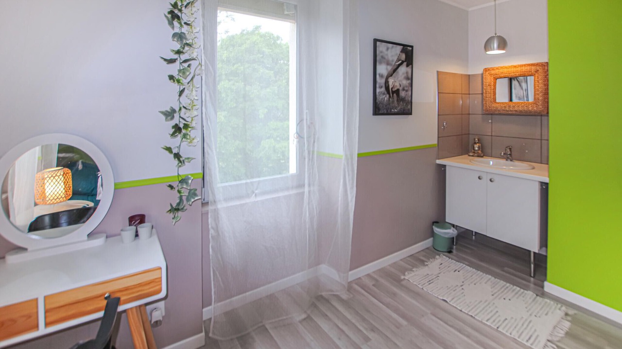 Photo of Bathroom in Saint-Fortunat-sur-Eyrieux