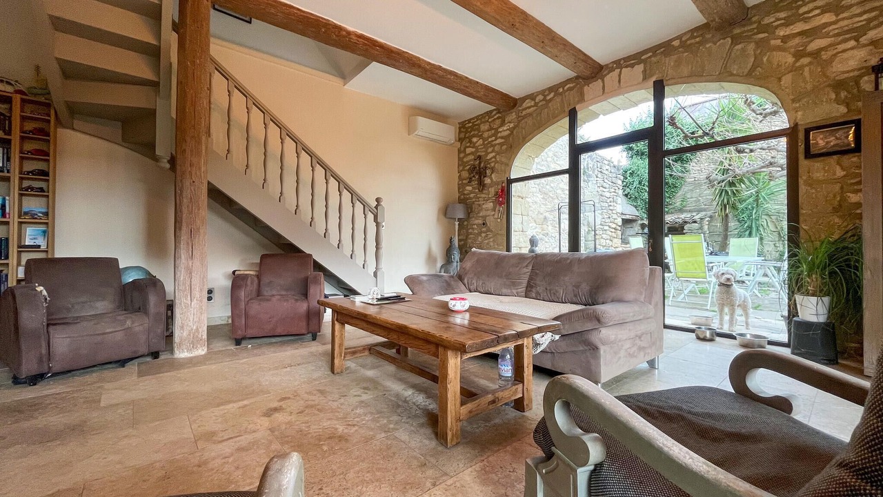 Photo of Bedroom in Montaren-et-Saint-Mediers