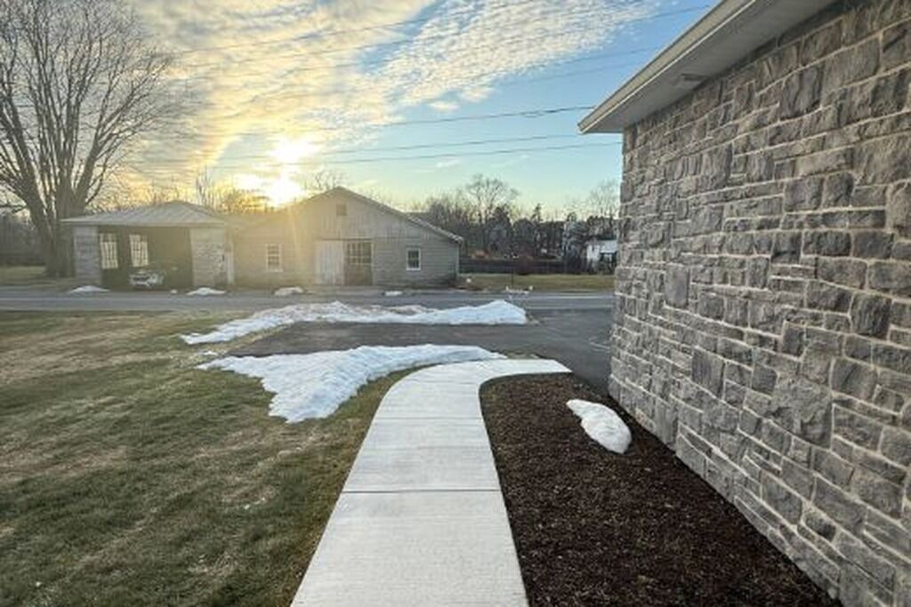 Photo of Outdoor in Mount Aetna