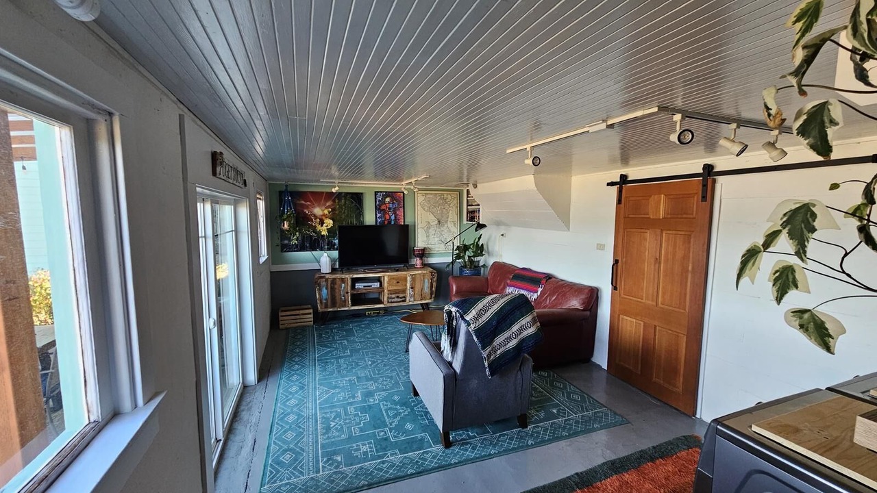 Photo of Livingroom in Retsil
