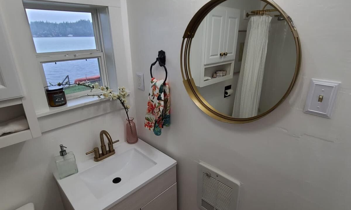 Photo of Bathroom in Retsil