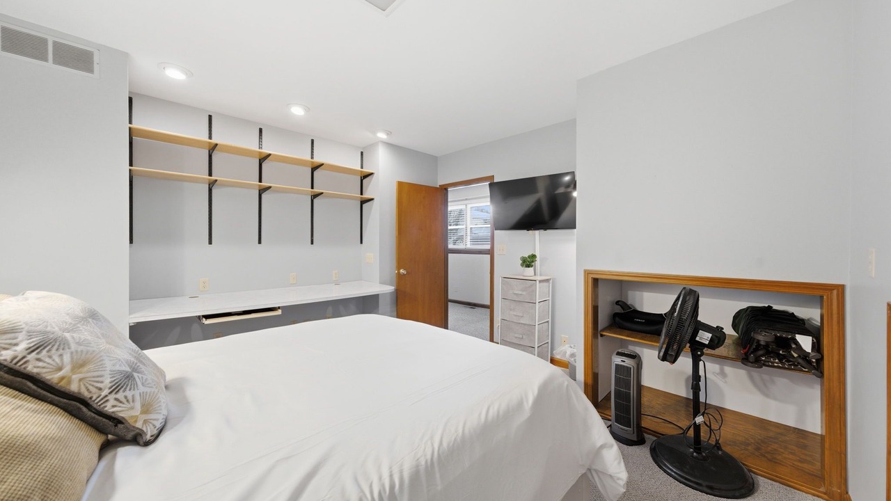 Photo of Bedroom in Aurora