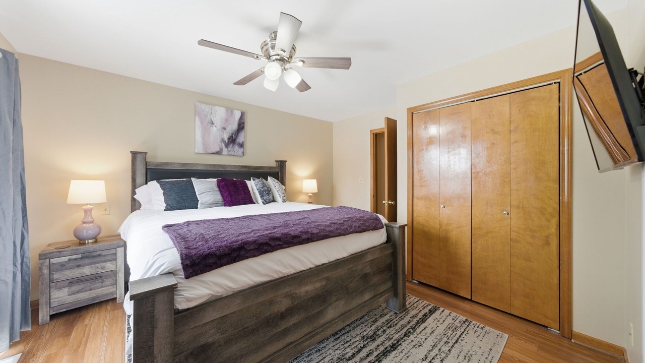 Photo of Bedroom in Aurora