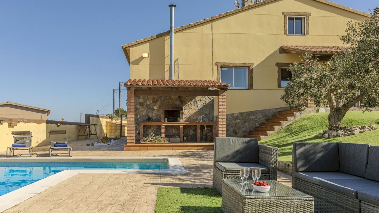 Photo of Outdoor in La Bisbal del Penedes