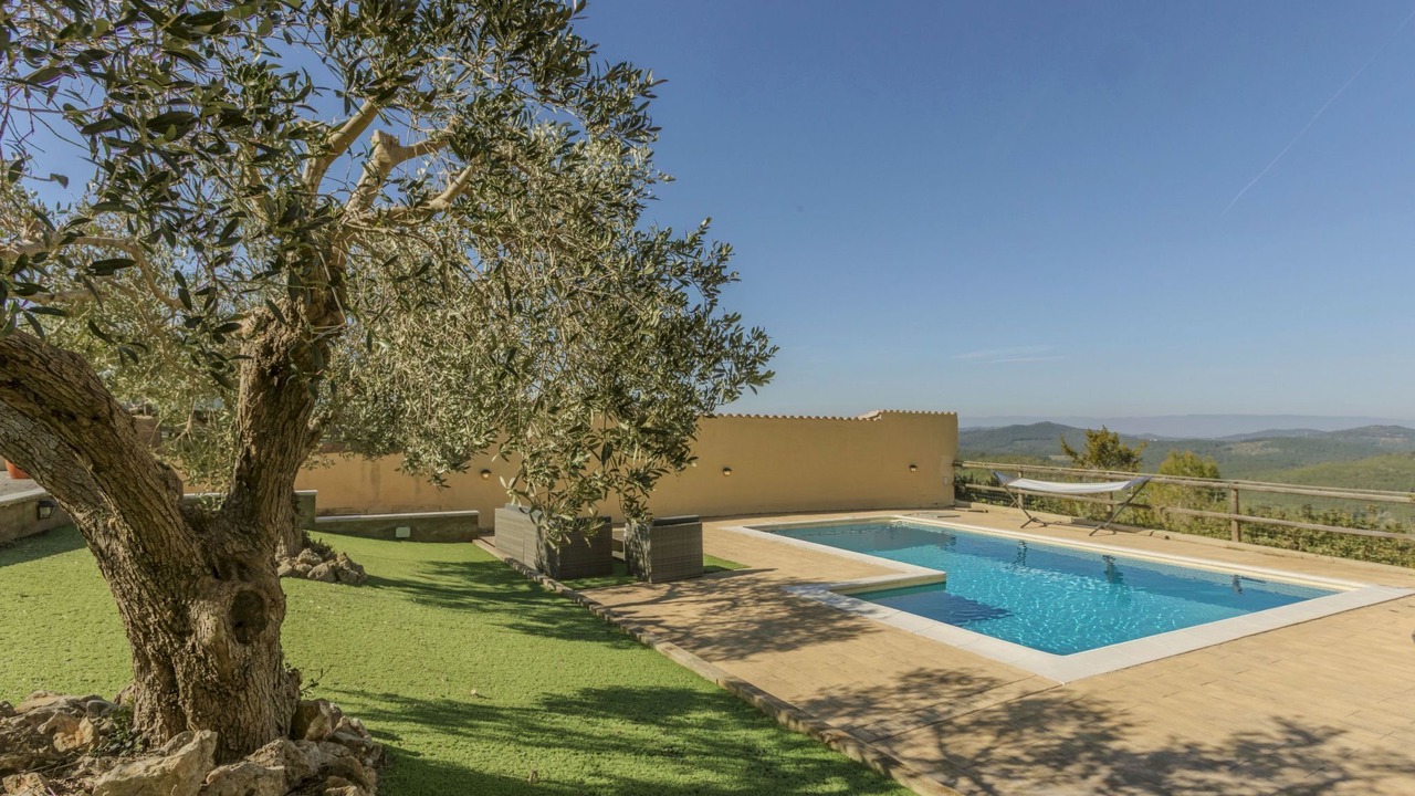 Photo of Outdoor in La Bisbal del Penedes