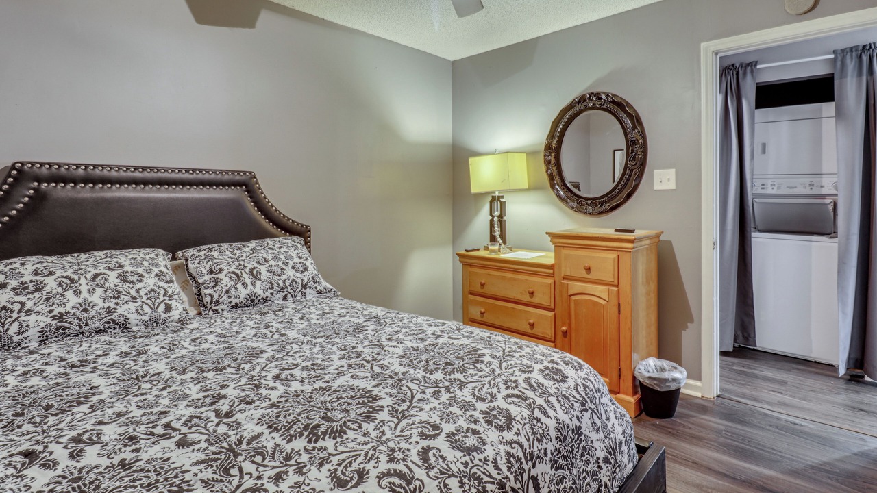 Photo of Bedroom in Fayette County