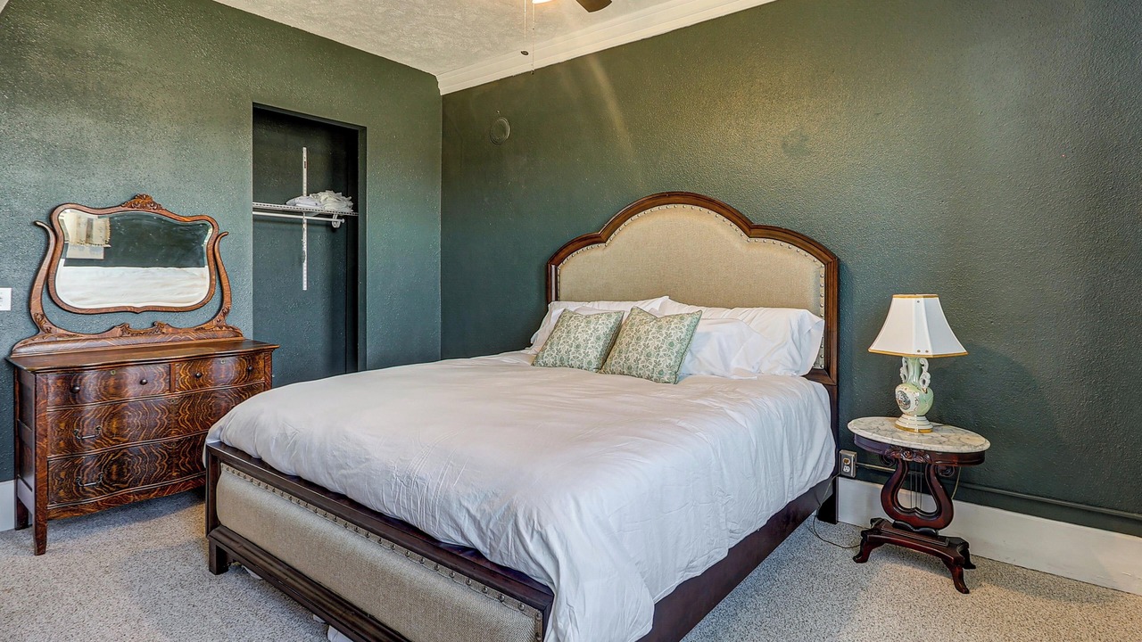 Photo of Bedroom in Chapman