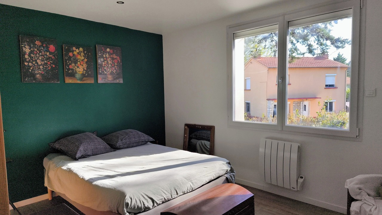 Photo of Bedroom in Sorgues