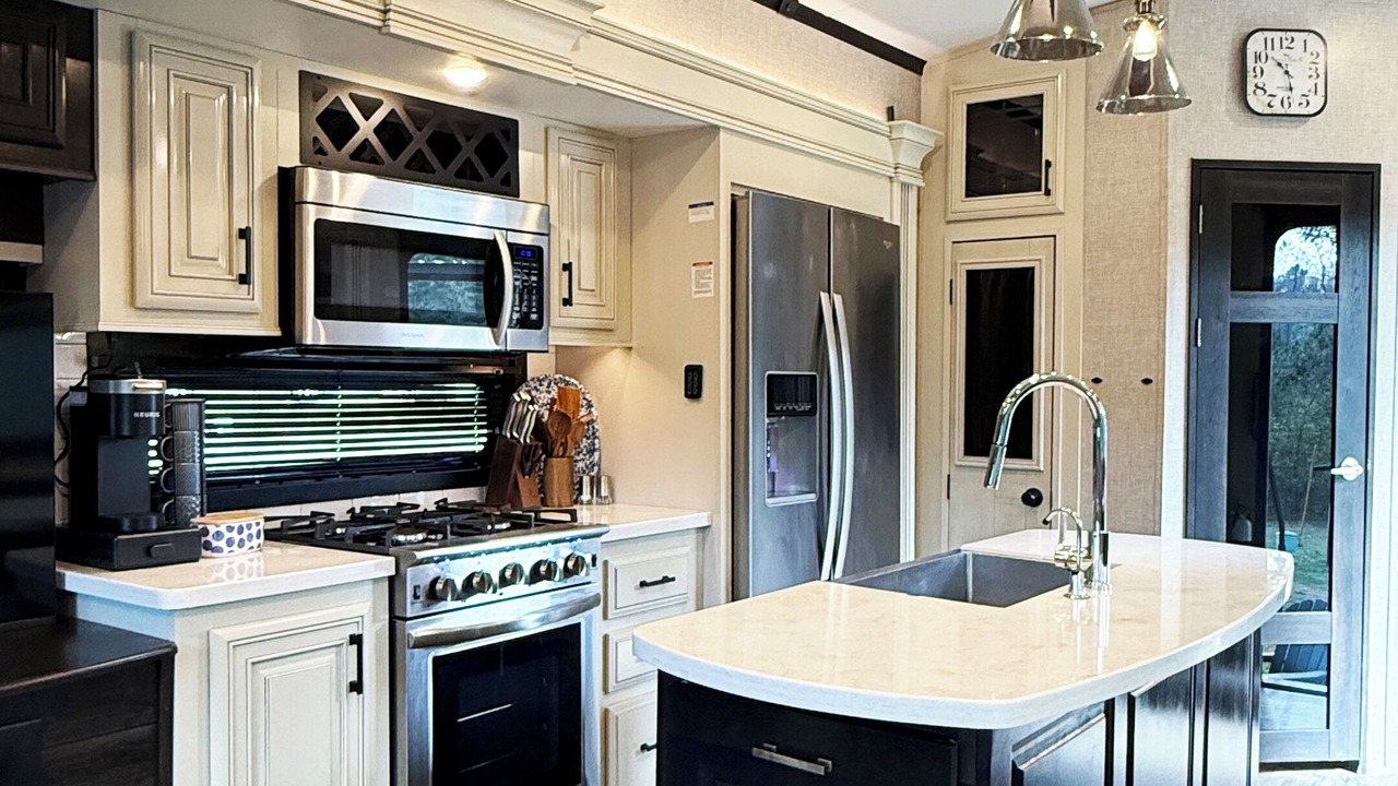 Photo of Kitchen in Redlick