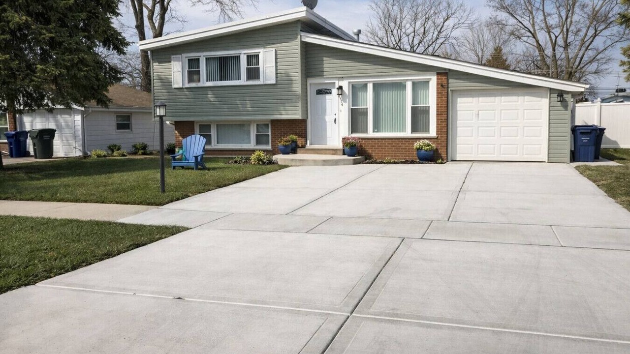Photo of Outdoor in Des Plaines