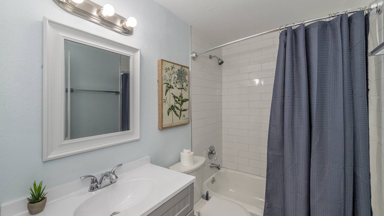 Photo of Bathroom in Maryville