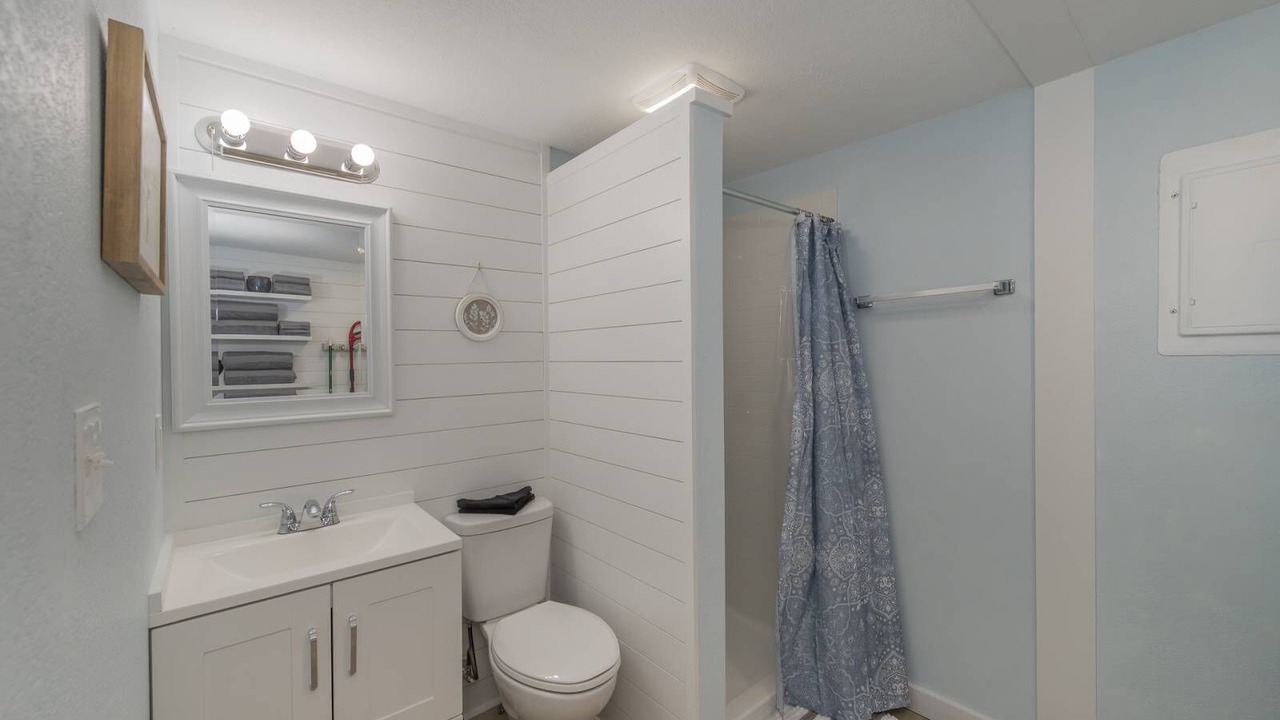 Photo of Bathroom in Maryville