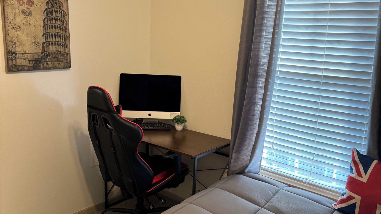 Photo of Bedroom in Lee's Summit
