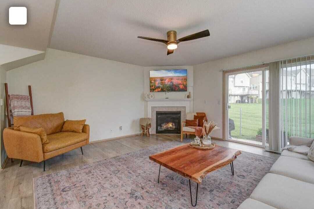Photo of Livingroom in Lee's Summit