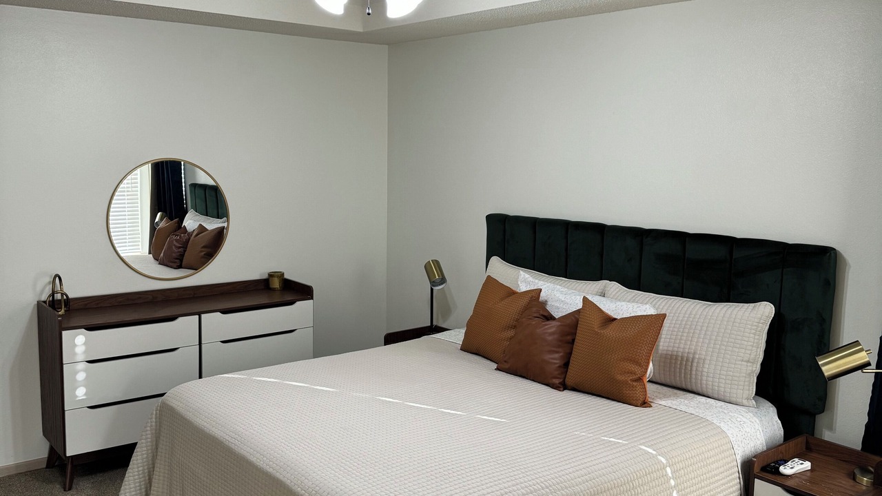 Photo of Bedroom in Lee's Summit